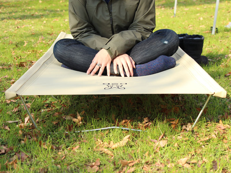 ワイドキャンピングベッド（ベージュ） CB1-100T - DOD（ディーオー