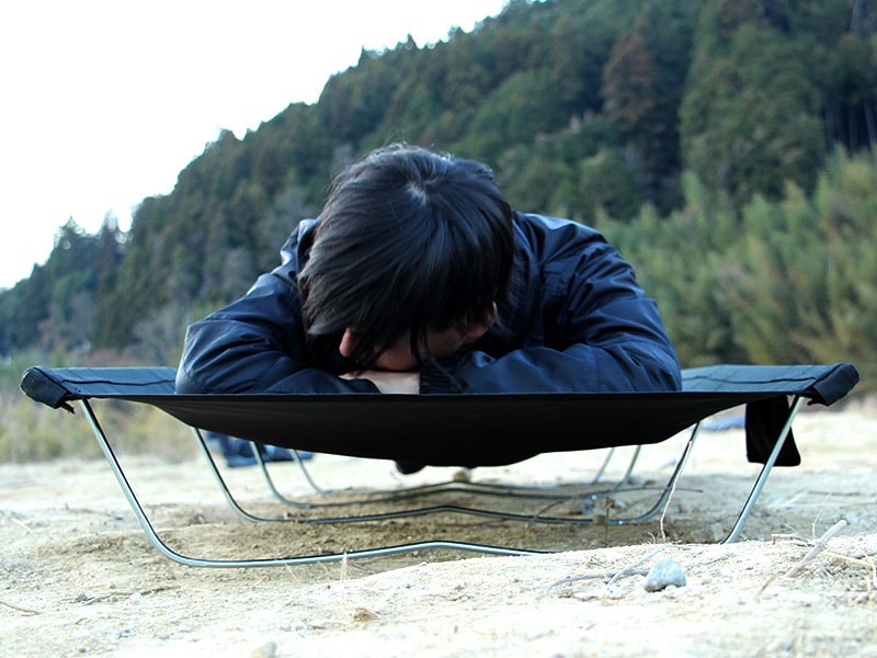 ワイドキャンピングベッド（ブラック） CB1-100-BK - DOD（ディーオー