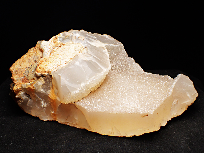 茨城県山方産 玉髄/水晶 (Chalcedony / Quartz / Japan) - 鉱物標本