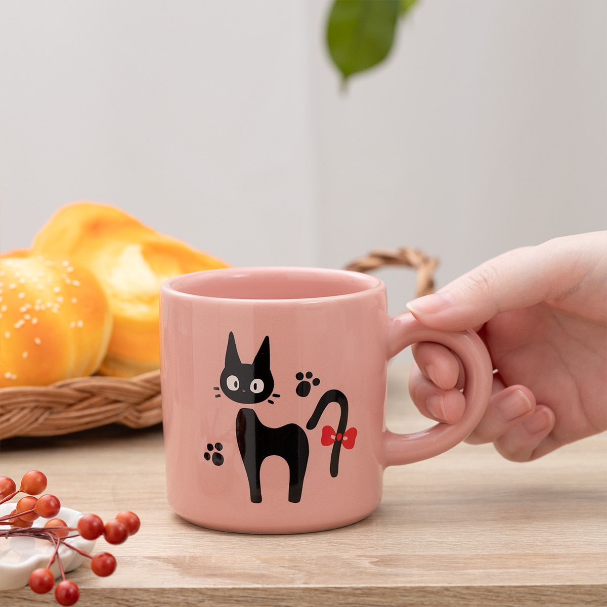 Donguri Closet】魔女の宅急便 ジジのマグカップ ピンク | どんぐり