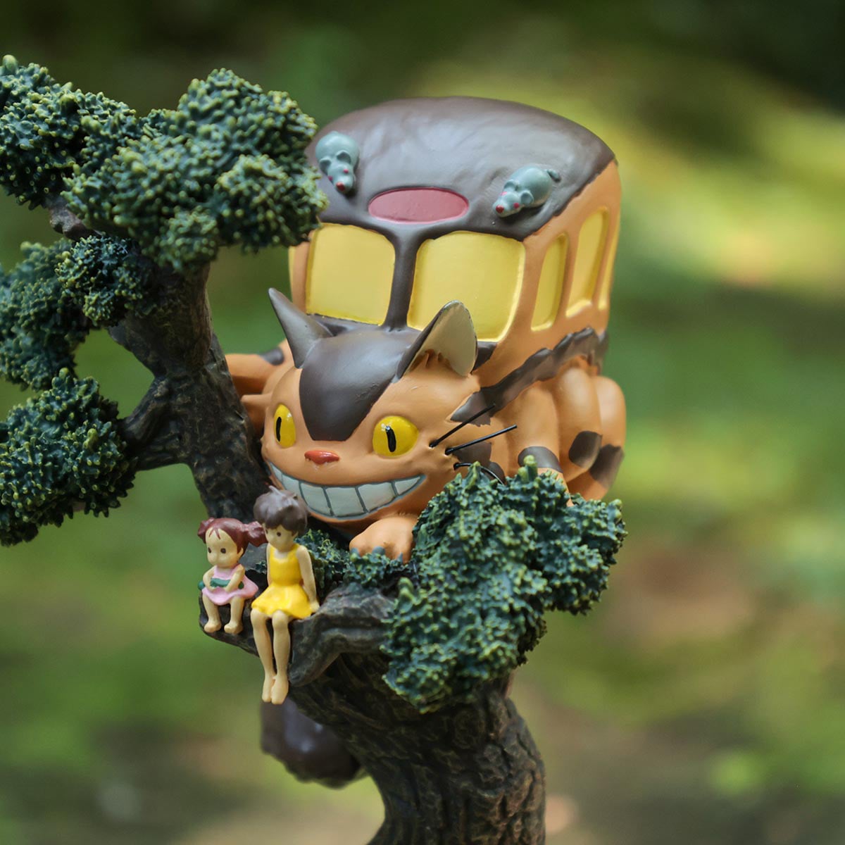 となりのトトロ ジオラマ置時計 松の木の上で | どんぐり共和国そらの