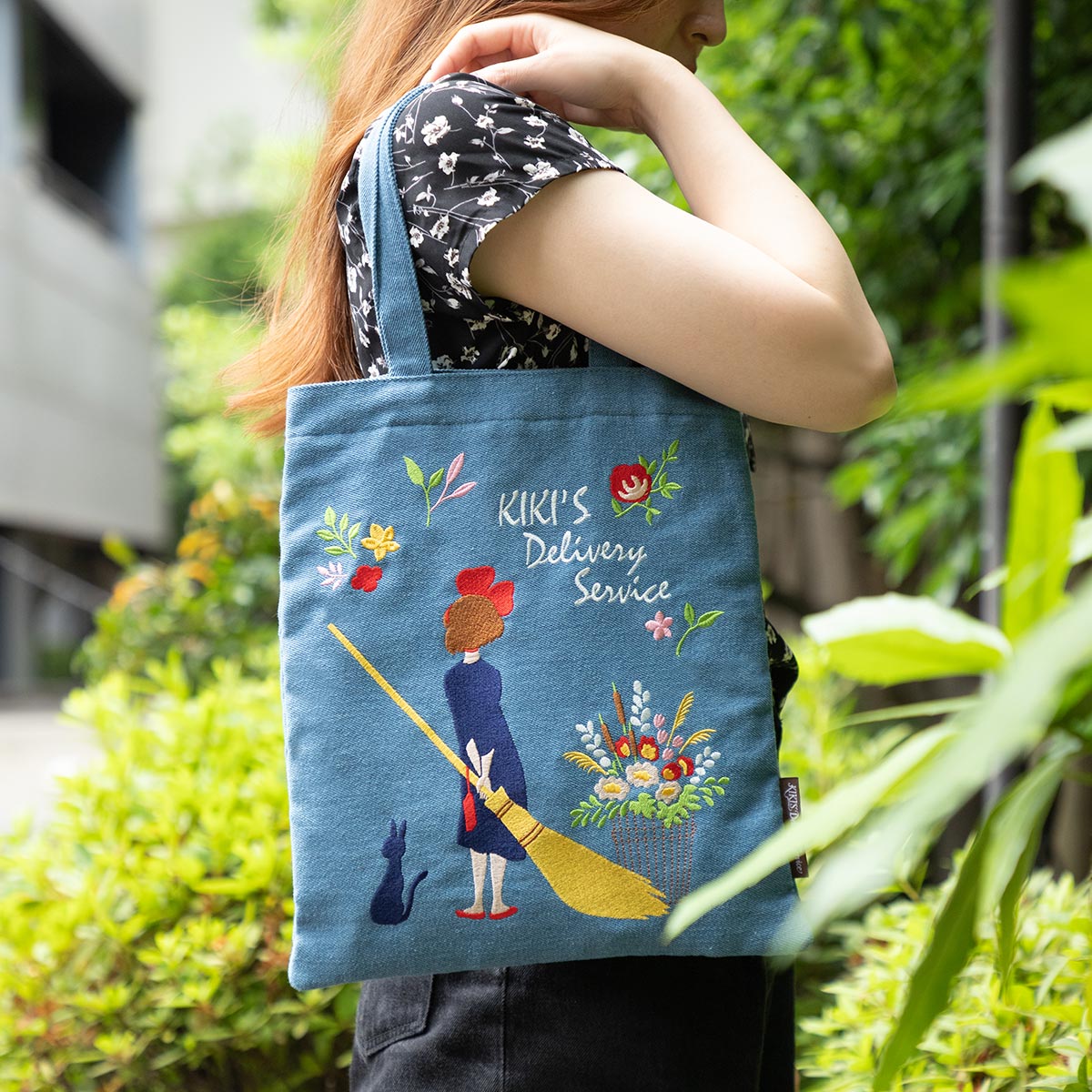 魔女の宅急便 デニム刺繍シリーズ 縦型トートバッグ | どんぐり共和国