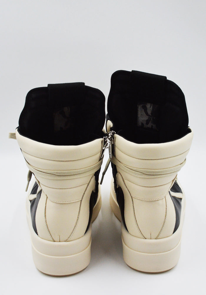 RICK OWENS MEGA BUMPER GEOBASKET SNEAKERS BLACK/MILK FW25 | DOSHABURI
