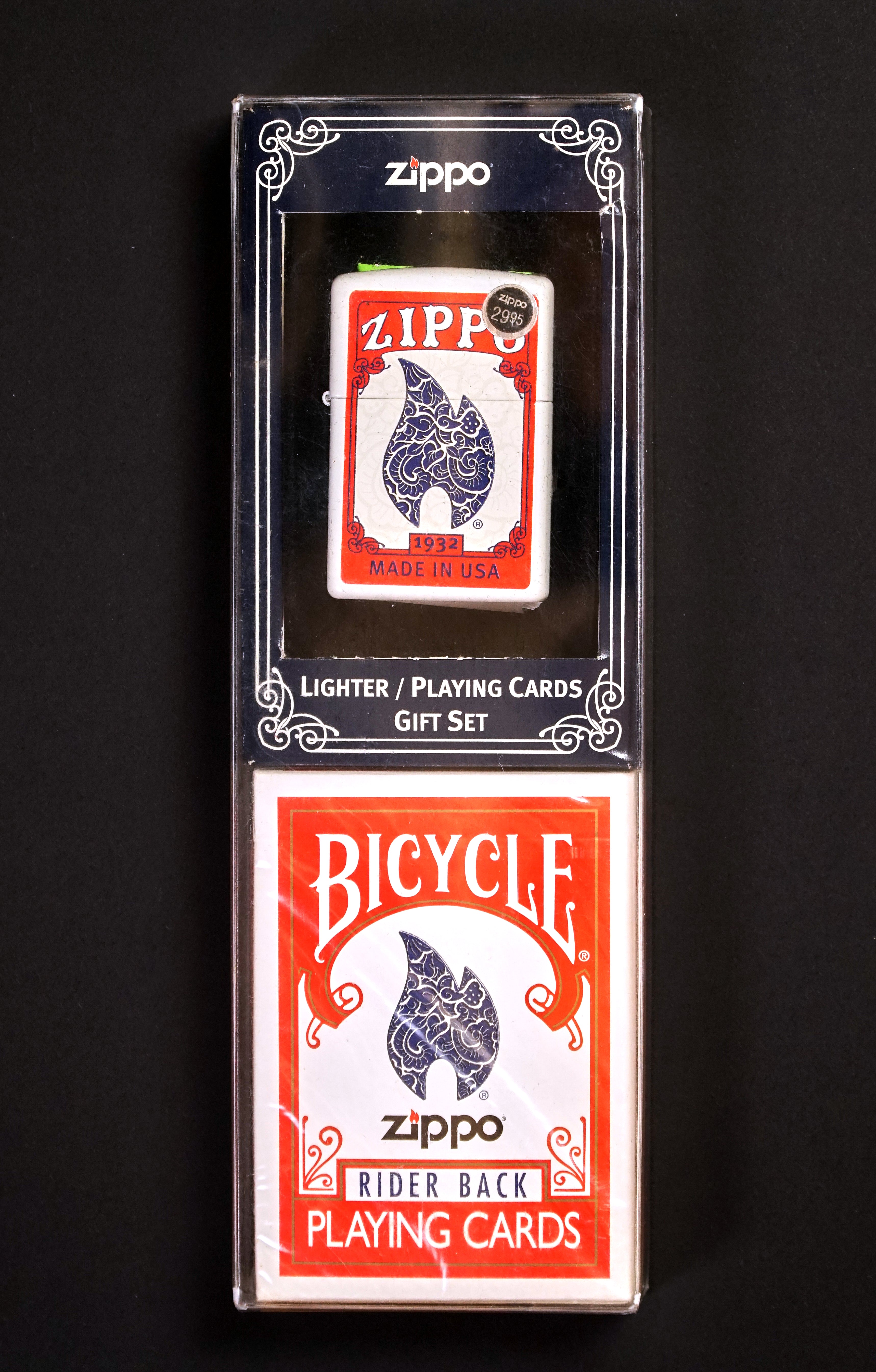 トランプ WPT Zippo LIGHTER PLAYING CARDS set il_fullxfull