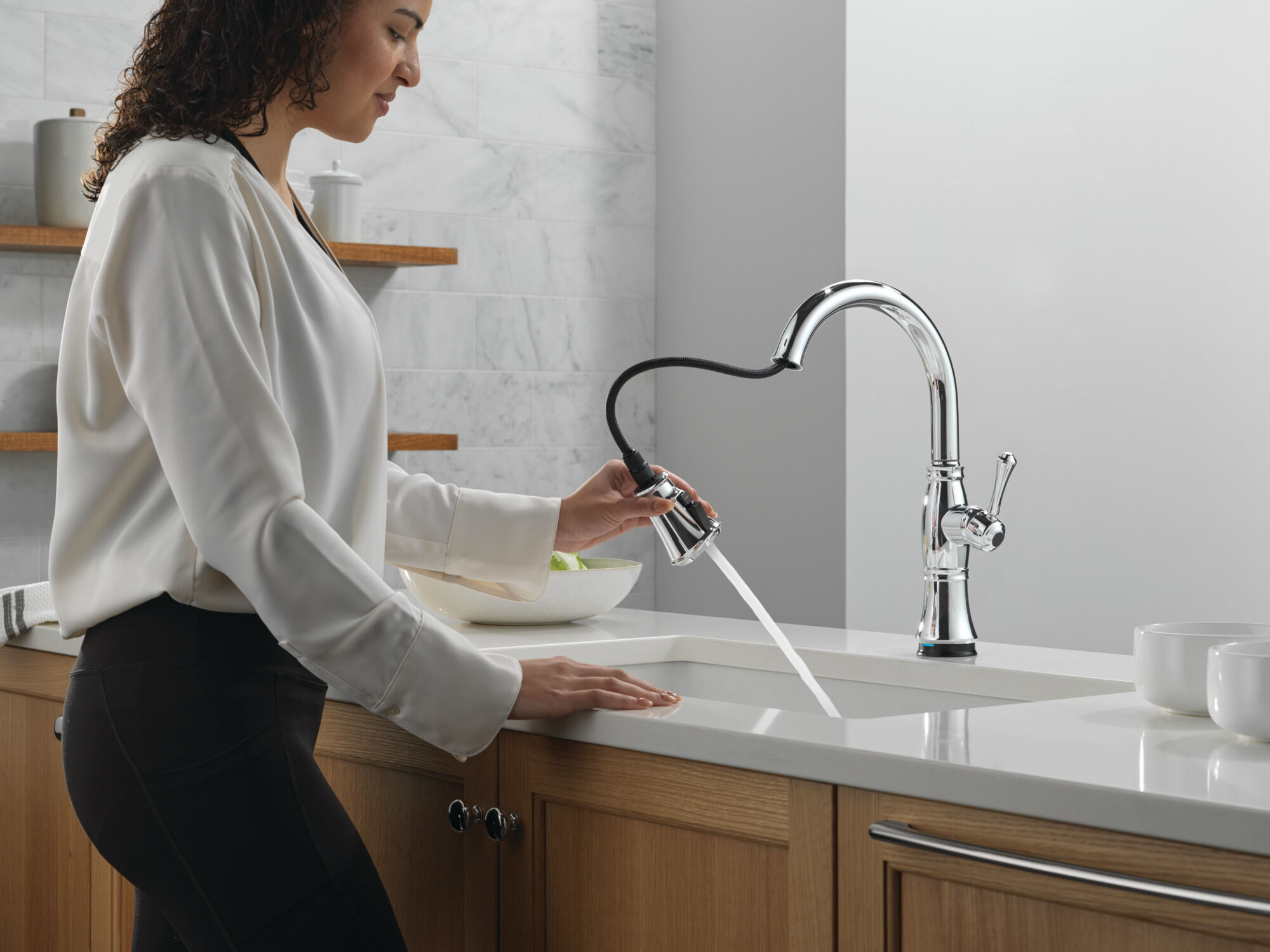 Touch2O® Technology Kitchen Faucet with Touchless Technology in