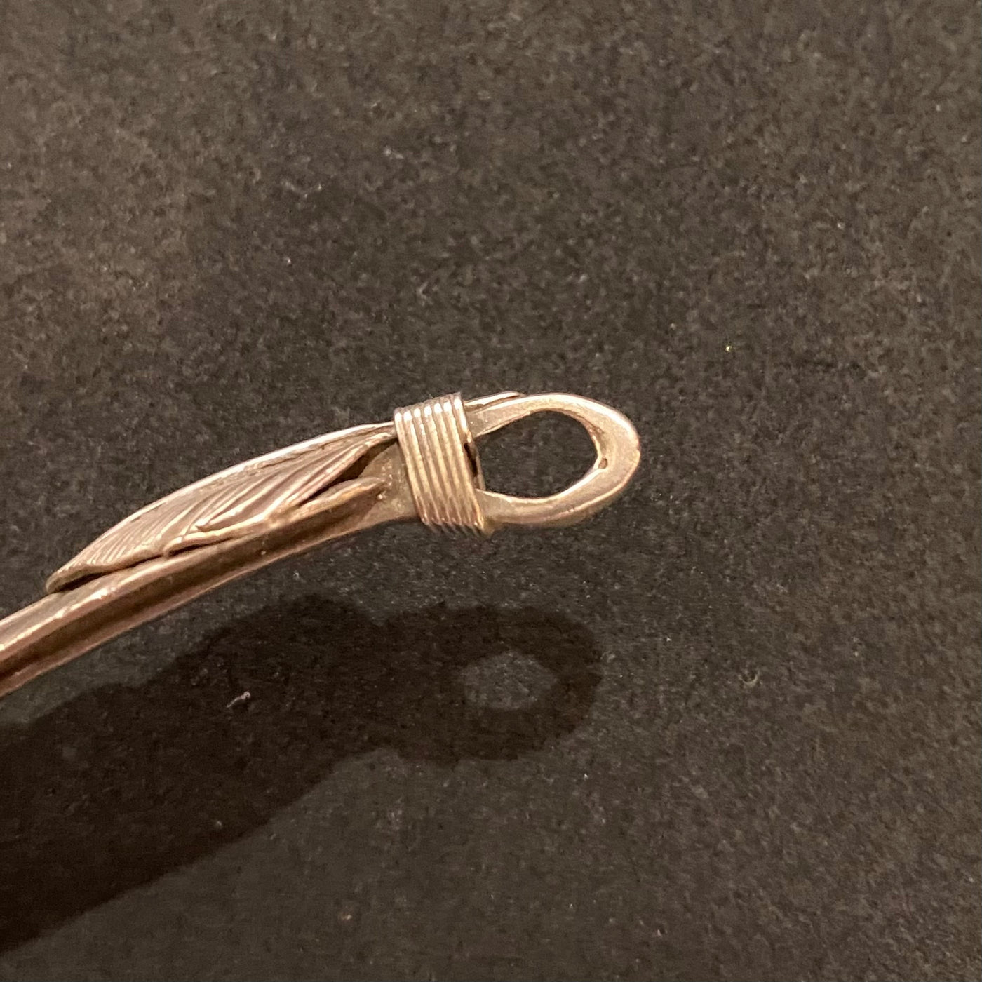 ゴローズ goro's [現行]上銀特大フェザー(右) ※雰囲気抜群– DELTAone