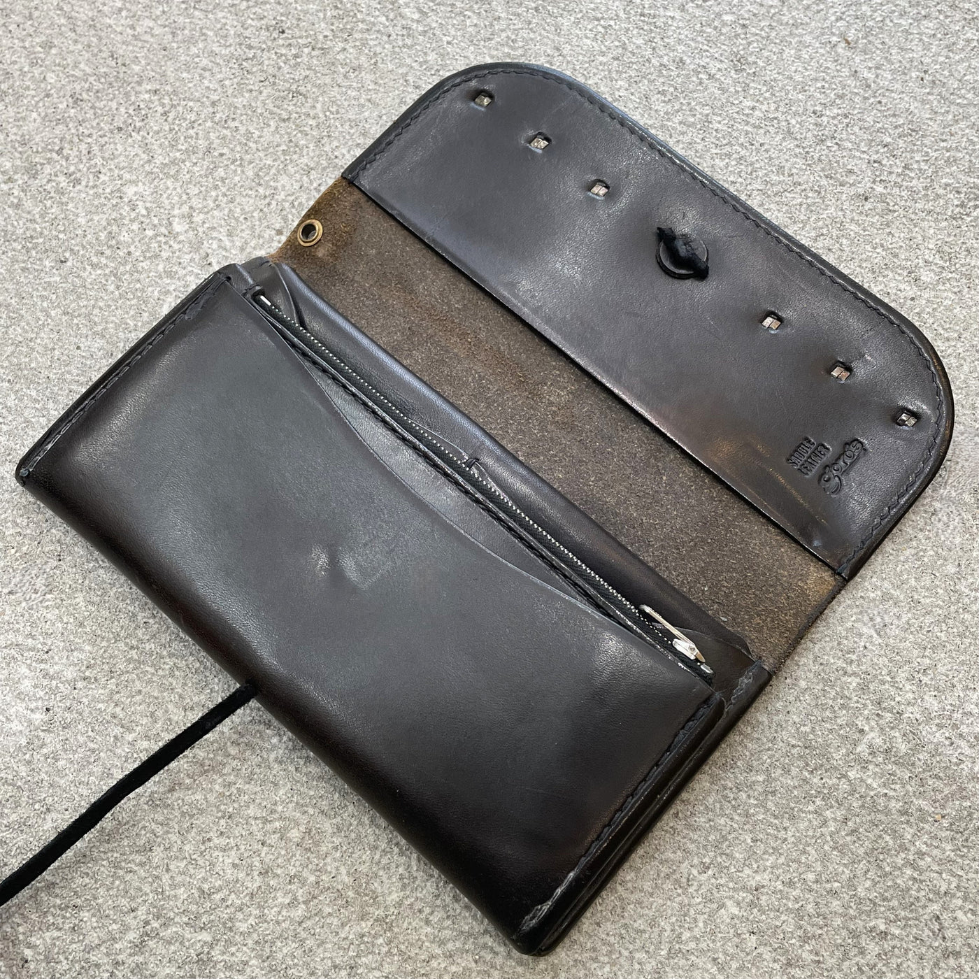 ゴローズ goro's カスタム二つ折り長財布(黒)※ウォレットチェーン用