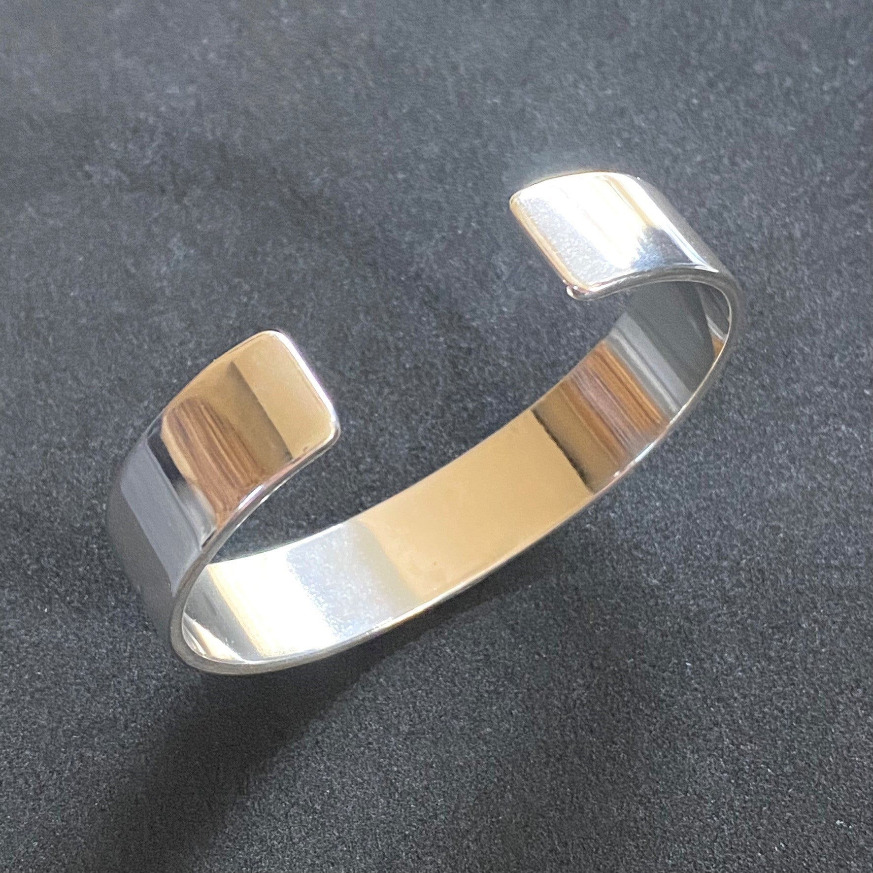 ゴローズ goro's ※特別SALE※[新品] 平打ちブレス(S) – DELTAone