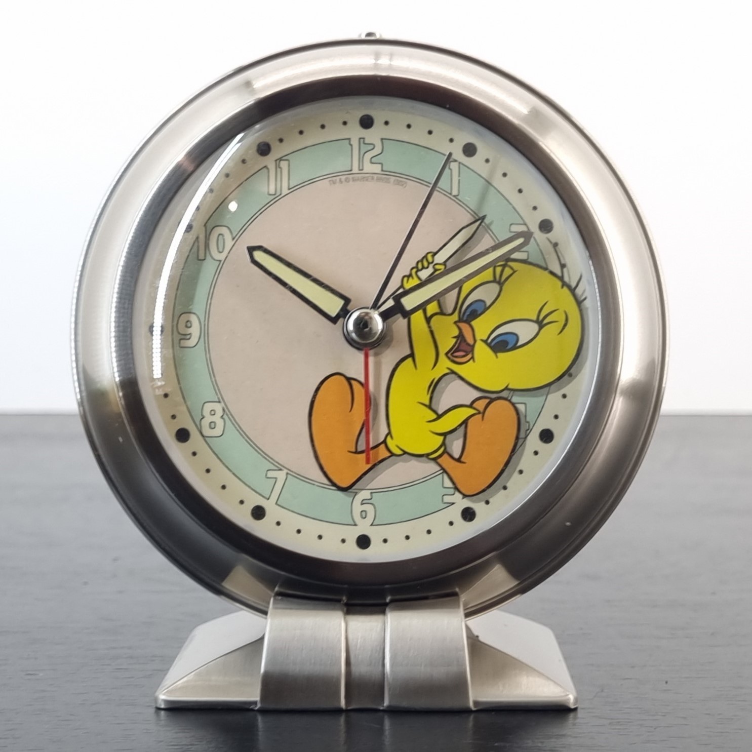 Collectible Tweety Bird alarm clock - Demons & Merveilles
