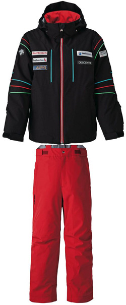 デサント』より「ジュニアスキースーツ」のスイスナショナルチーム