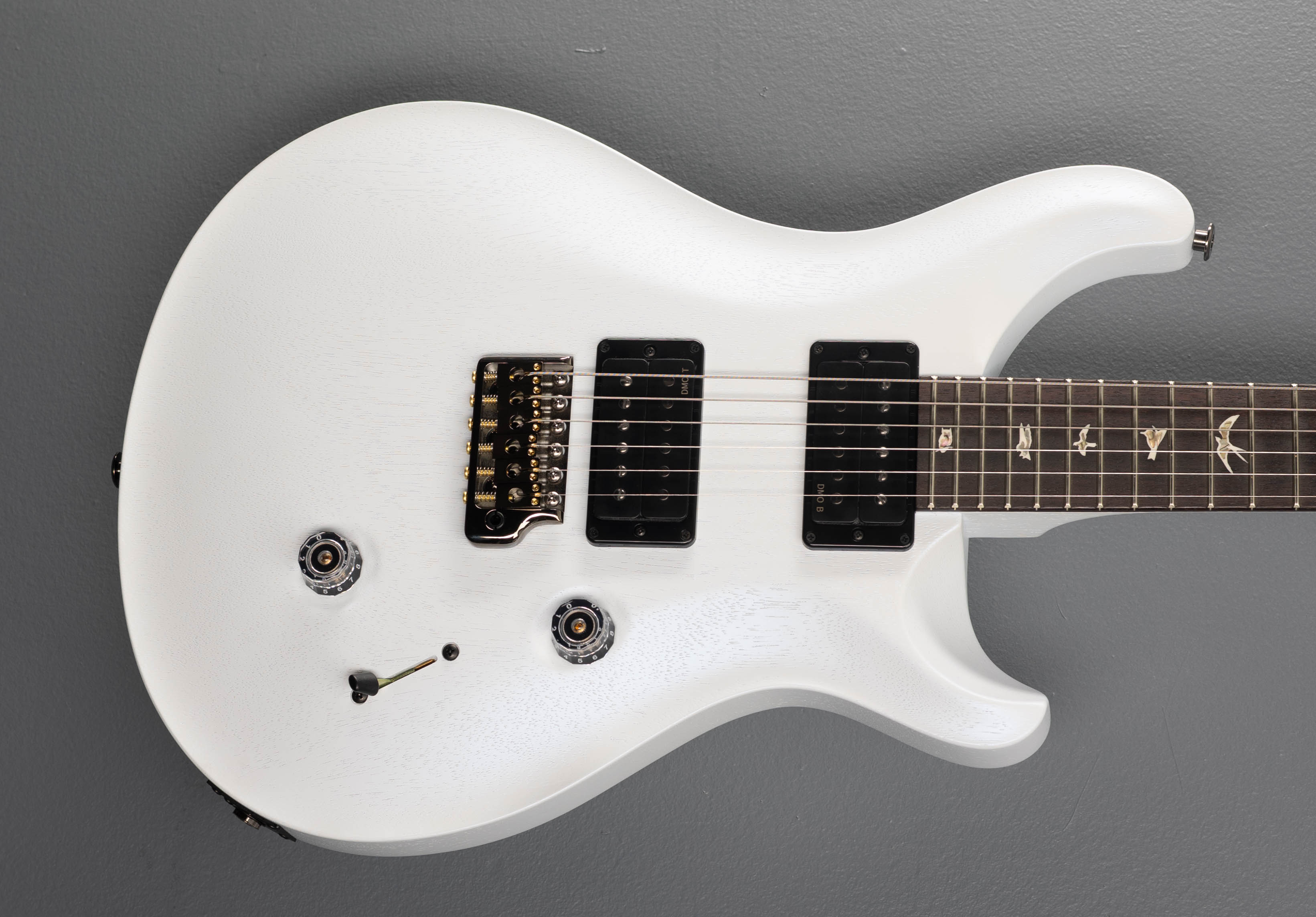 Standard 24 Satin - Pearl White – Dave's Guitar Shop