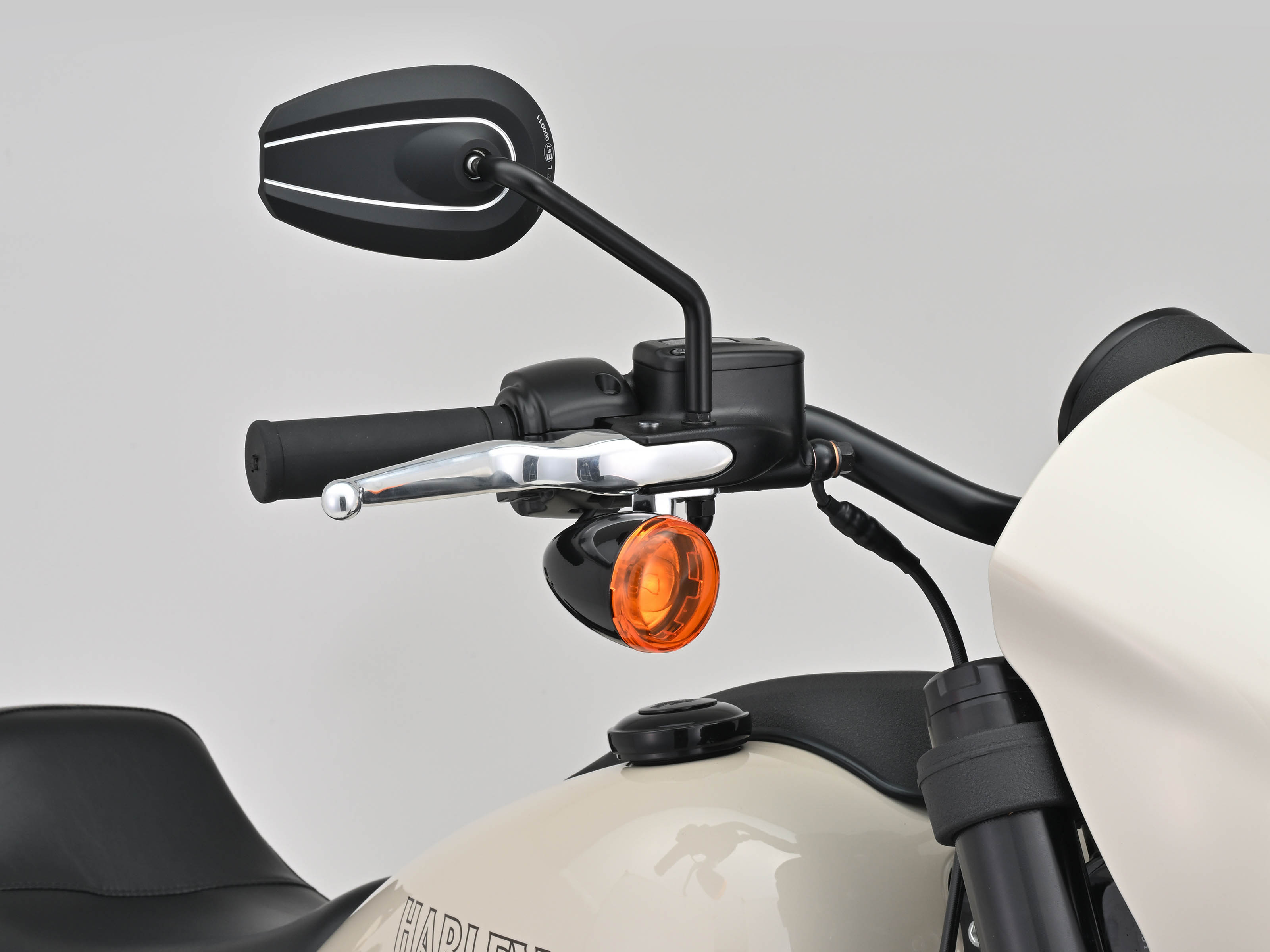 Dミラー ハーレーダビッドソン用 TYPE6｜株式会社デイトナ