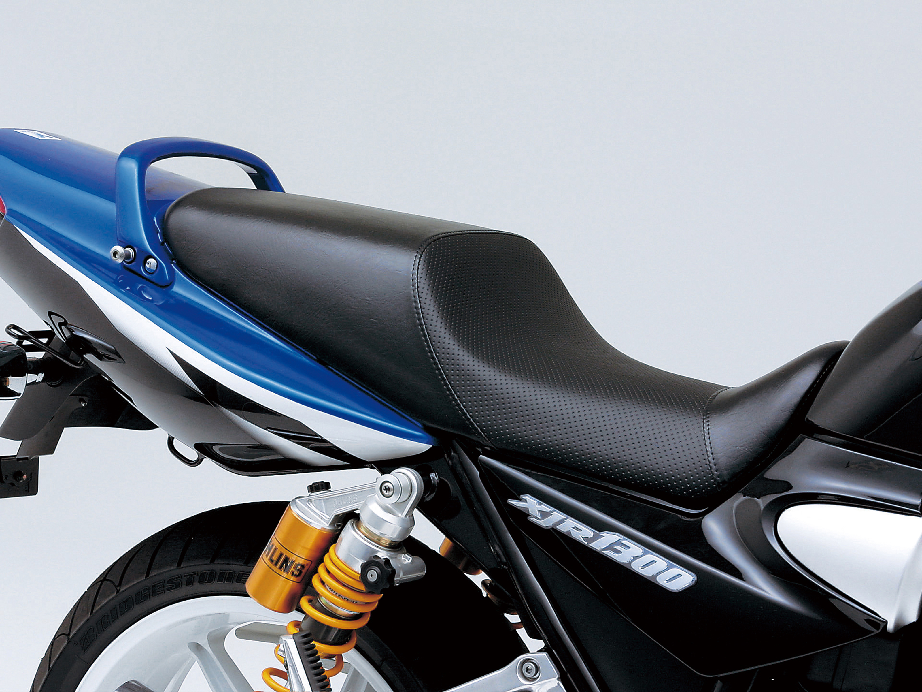 デイトナコージーシート（COMP）シートベース付き ディンプルメッシュ