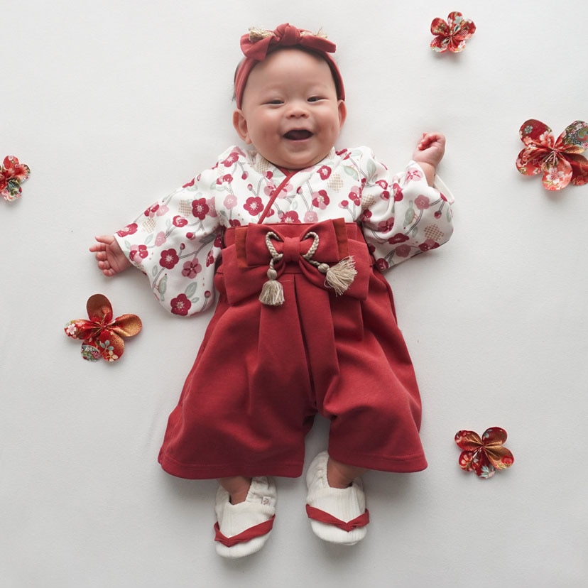 袴ロンパース/70/レッドうめ柄(70 【SALE】レッドうめ柄): ベビー服