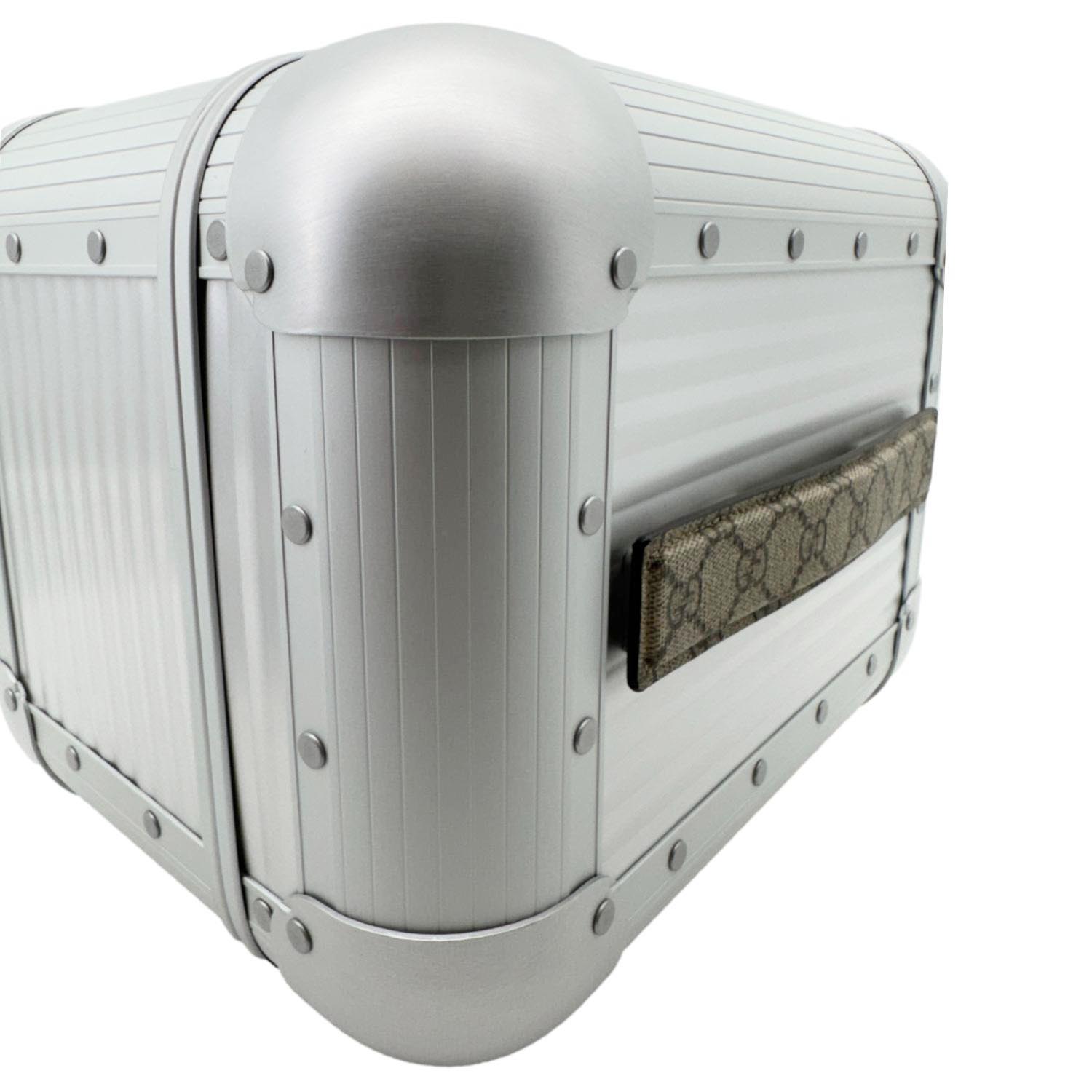 GUCCI Porter GG Supreme Monogram Vanity Case Silver 740505