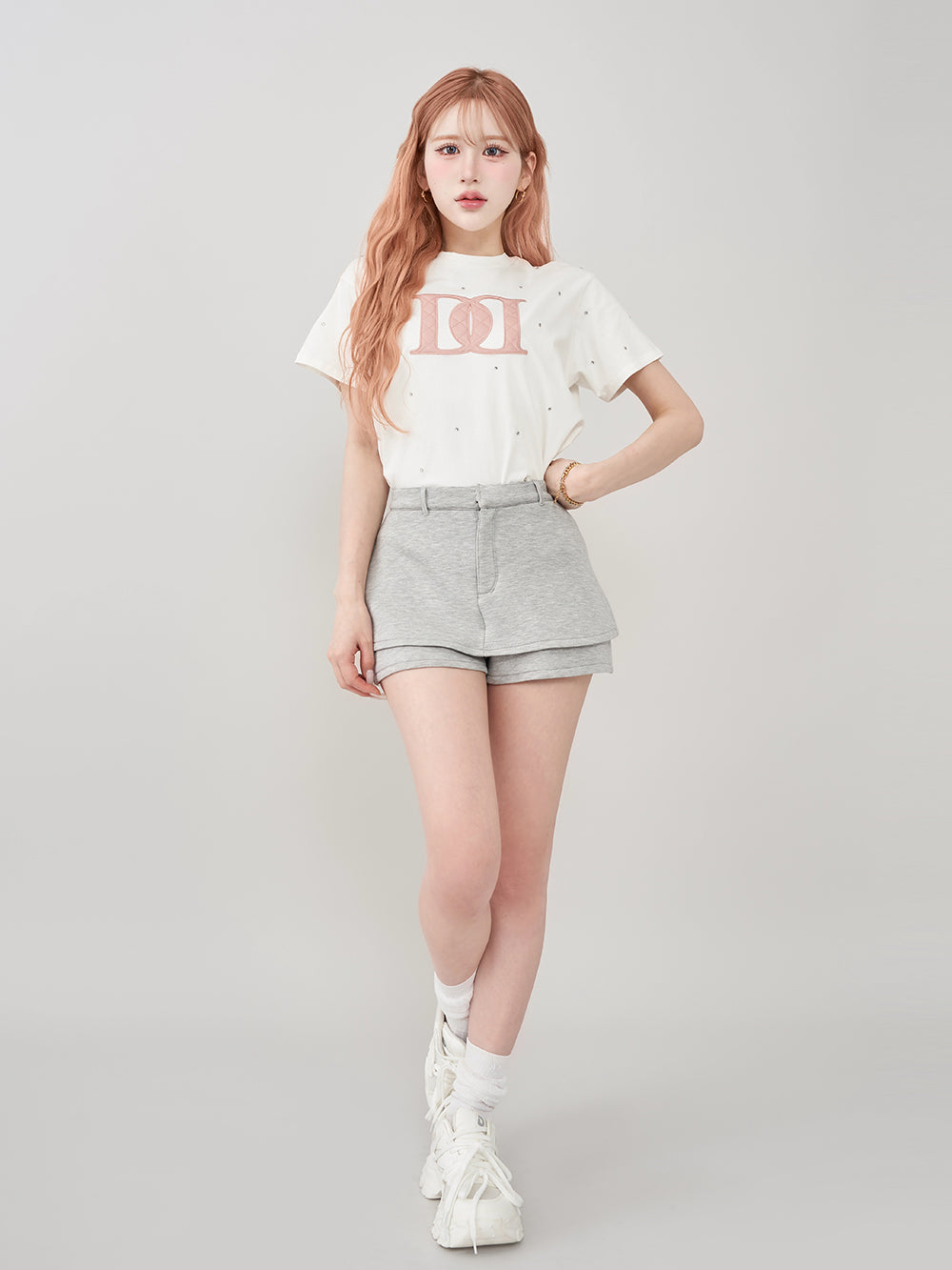 キルティングアップリケビジューTシャツ – Darich (ダーリッチ)