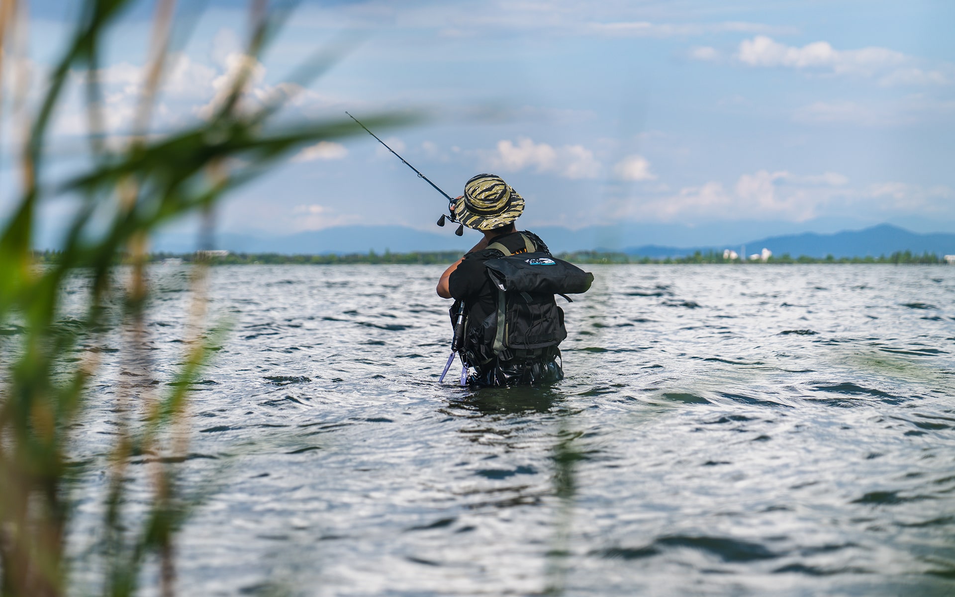 SUBROC × DRT SWIMBAIT GAME VEST | DRT inc.