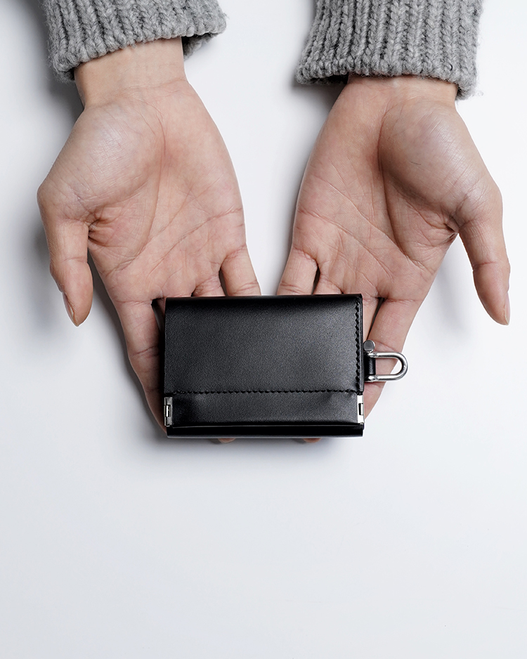 DERRICK - SHACKLE TRIFOLD WALLET / BLACK | ED ROBERT JUDSON(エド