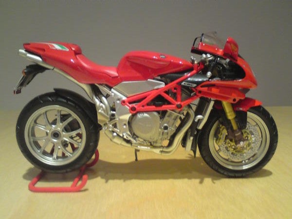 Minichamps 1:12 MV Agusta F4 Ago | DiecastXchange Forum