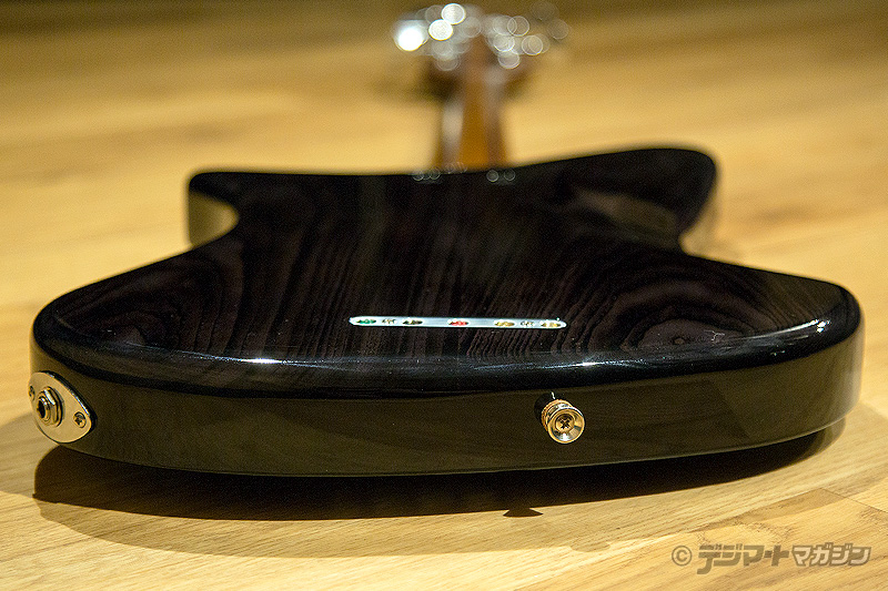 33インチ・スケールを採用したプレイアビリティ抜群の5弦ベース RYOGA