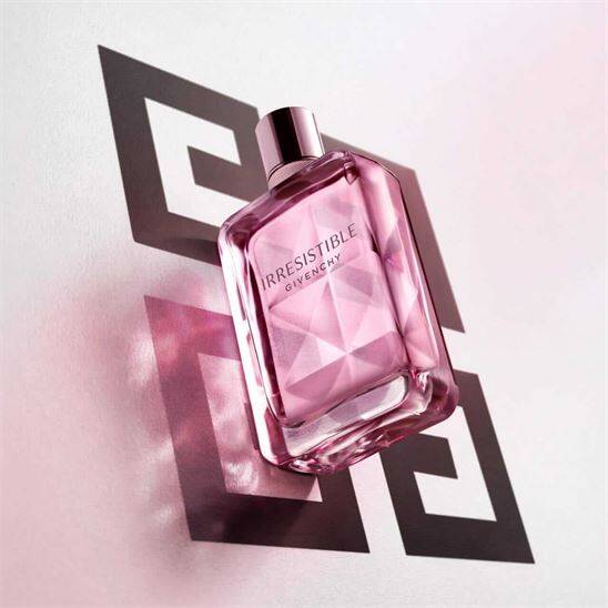 Givenchy Irresistible Very Floral EDP 50 ml Kadın Parfüm - Dilay
