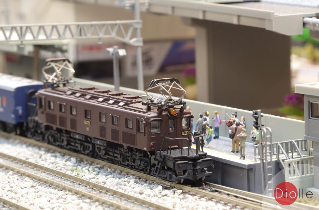 MicroAce EF57-5+10・43系客車急行「八甲田」 - Diocolle