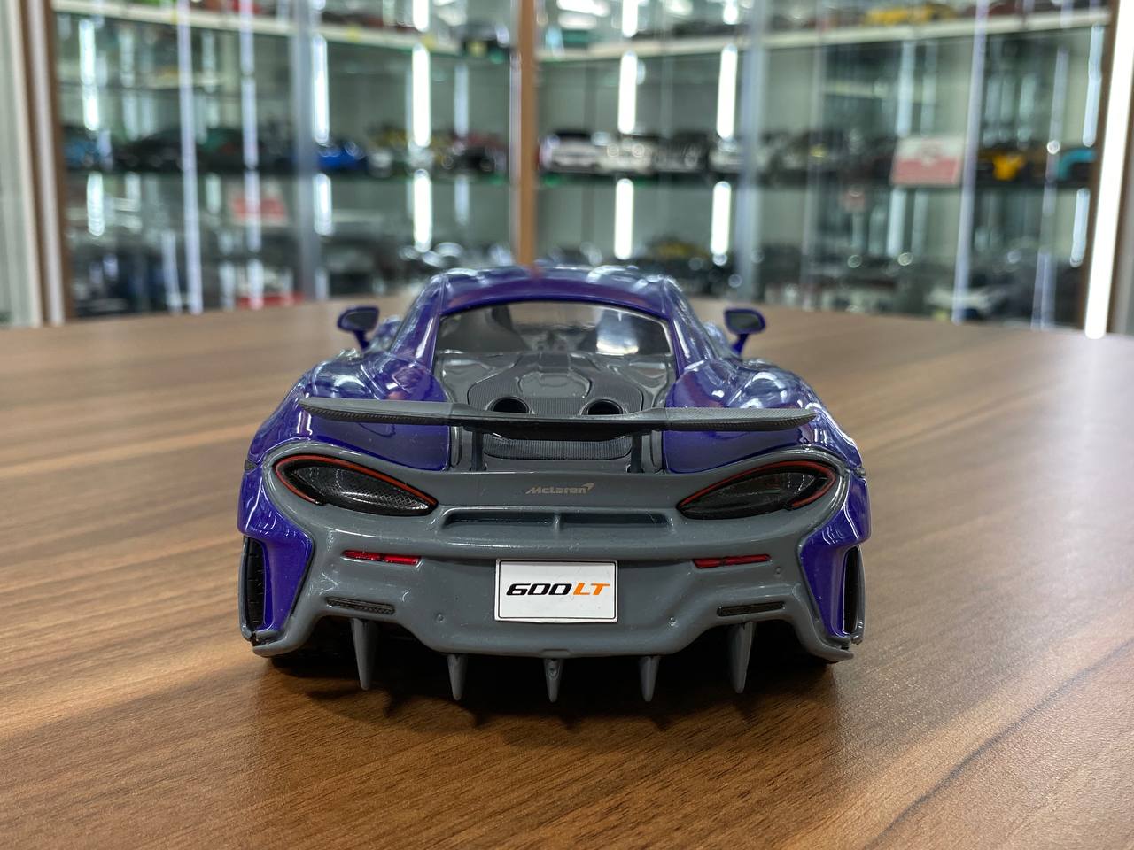 1/18 Diecast McLaren 600LT Coupe Purple Solido Miniature Model Car