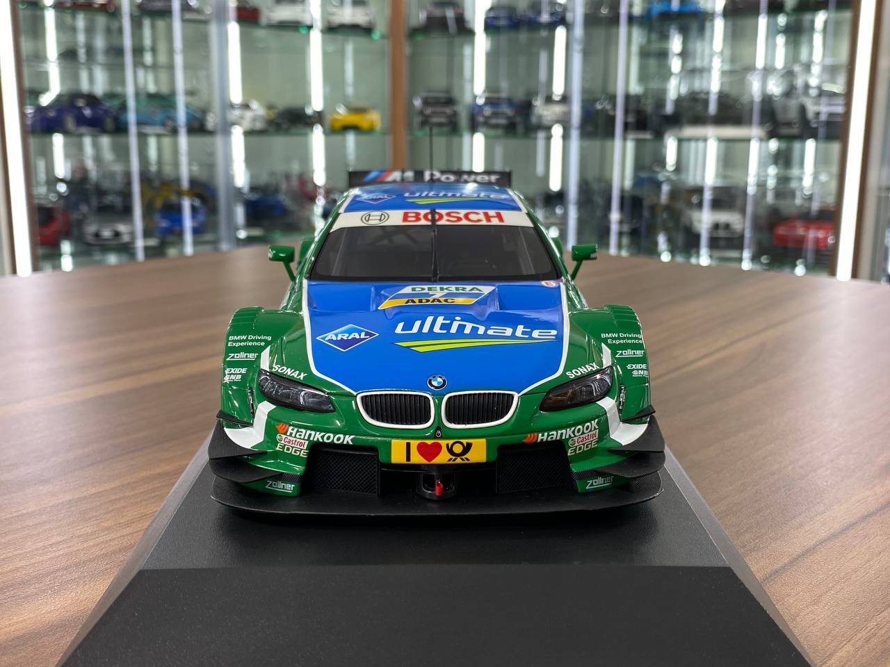 1:18 Diecast Minichamps BMW M3 DTM 2013 #7 A. Farfus, BMW Team RBM