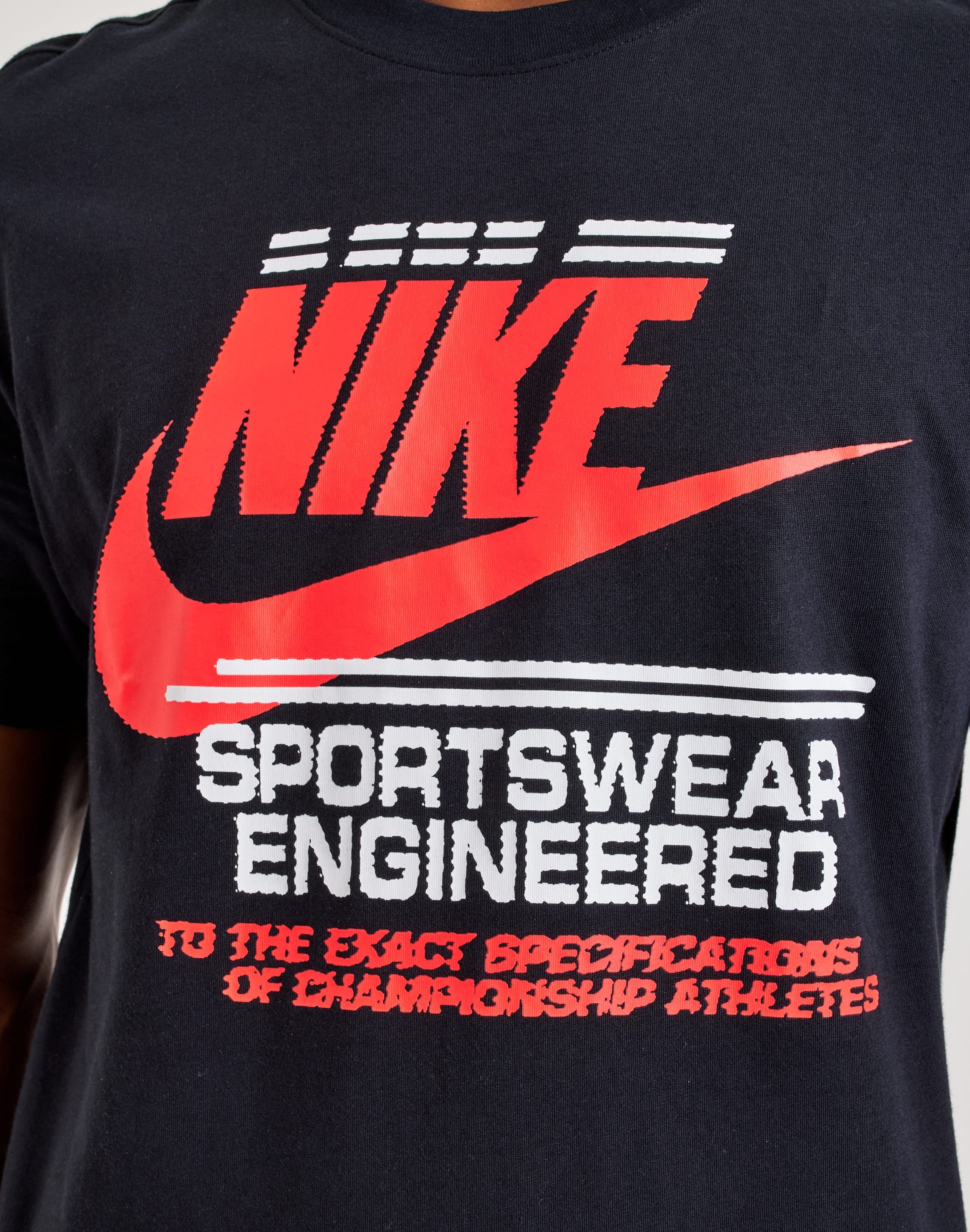 Nike Sportswear Tee – DTLR