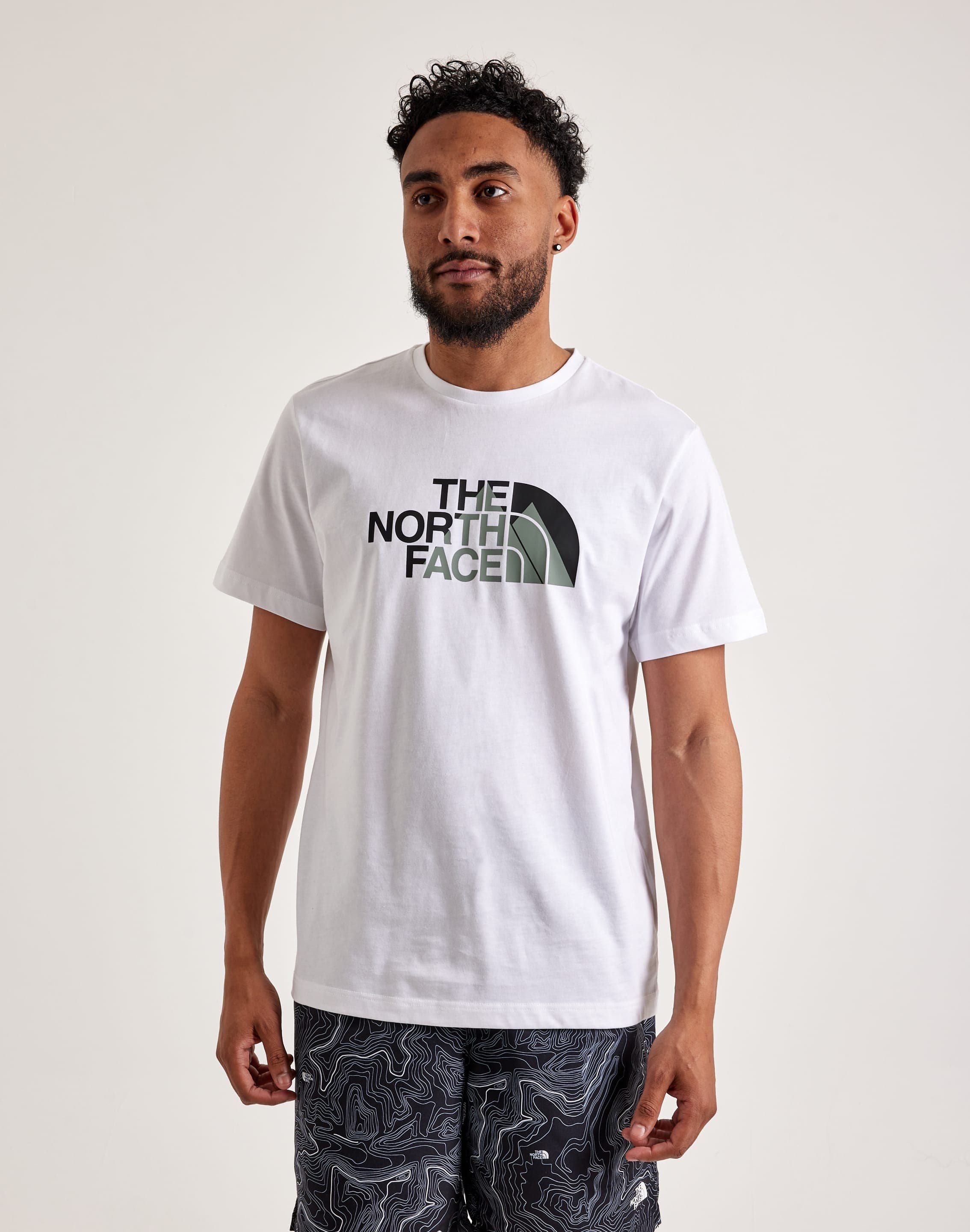 The North Face Graphic Tee – DTLR