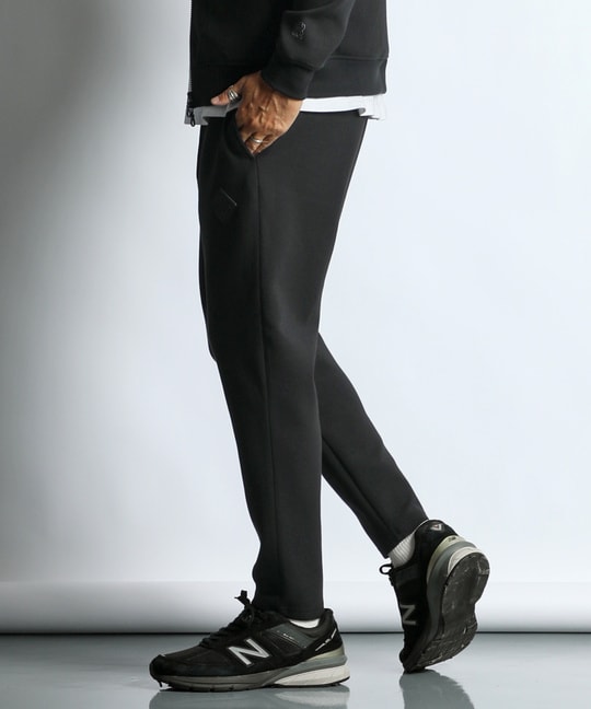 BLACK LABEL〕：セットアップ ダンボールニット テーパードパンツ