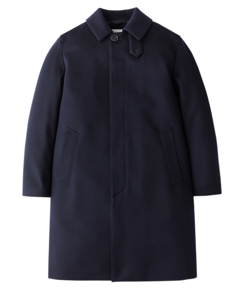 機能性生地“ストームシステム”を採用した究極の3シーズンアウター