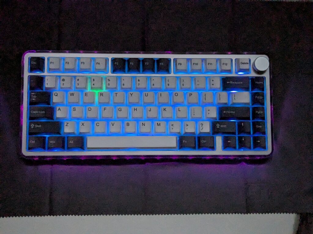 KiiBOOM Breeze 75 Review: A stunning keyboard with smooth typing