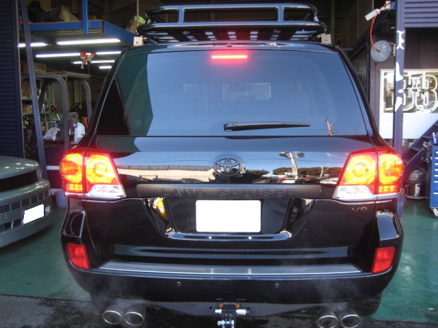 ﾄﾖﾀ ﾗﾝﾄﾞｸﾙｰｻﾞｰ200 前期・中期 純正ﾃｰﾙﾗﾝﾌﾟ 4灯化 ランクル200 4灯