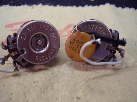 1973 ORIG FENDER STRATOCASTER VINTAGE TONE POTS