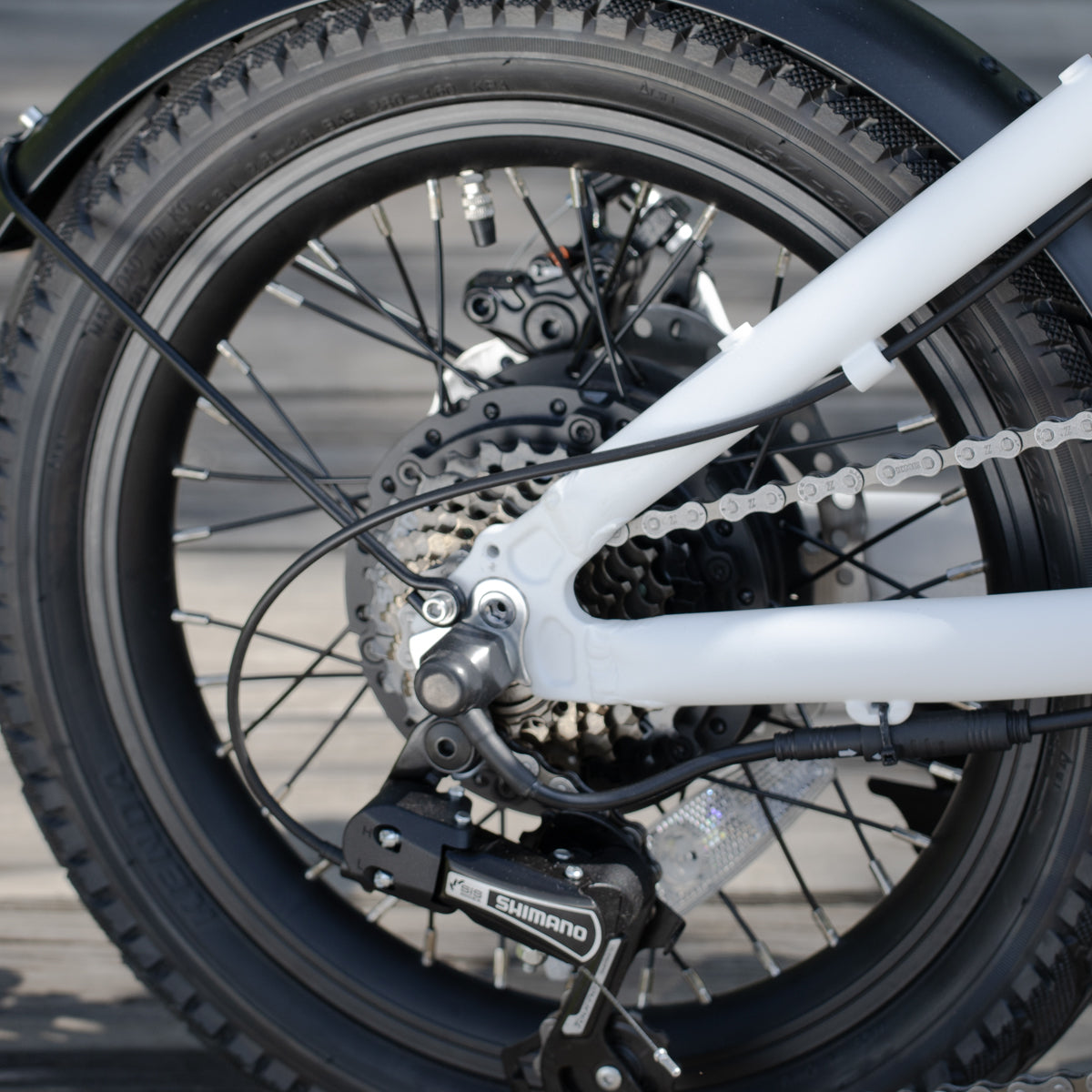 電動アシスト自転車 C1 – EENOUR