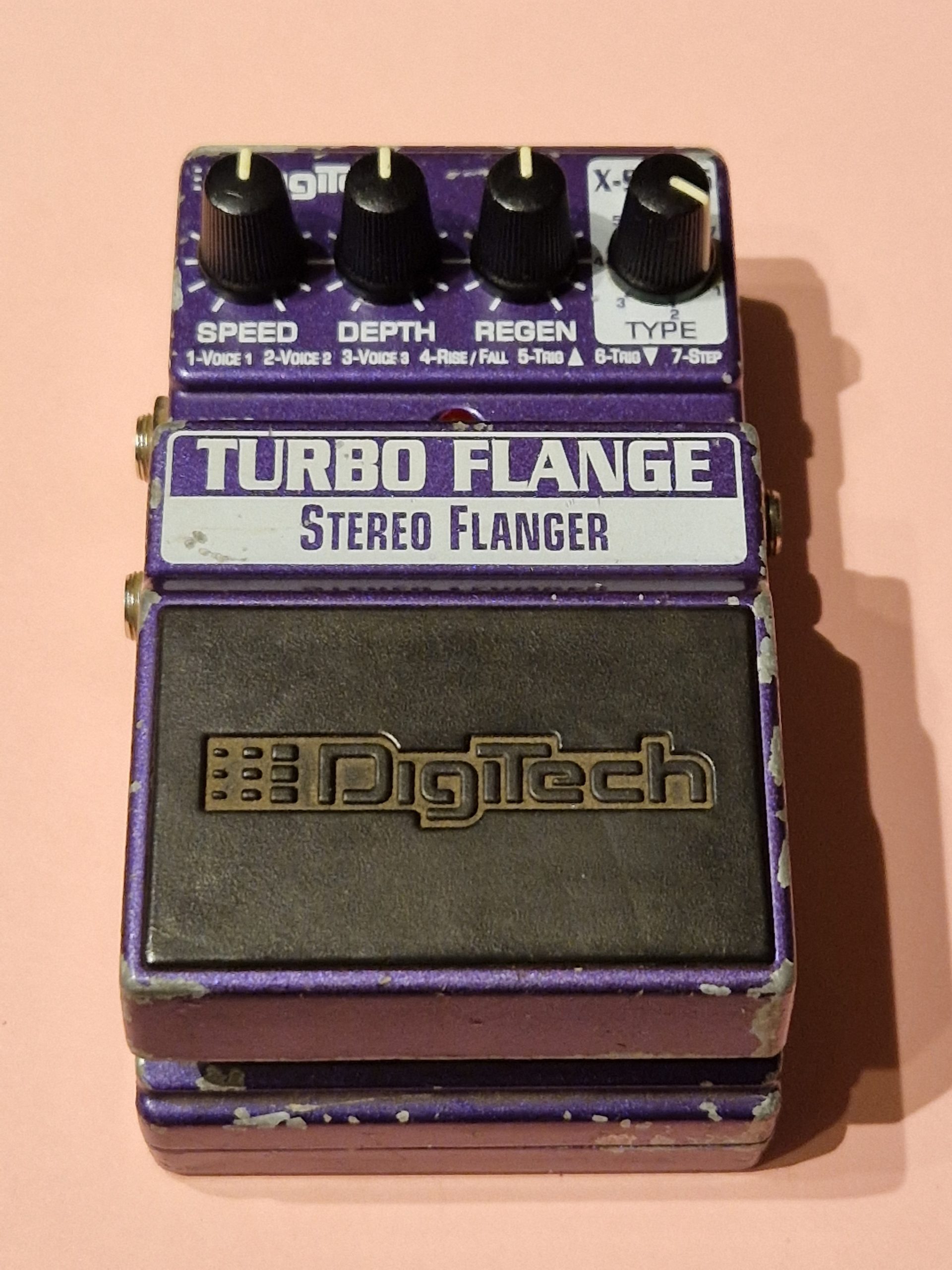 DigiTech XTF Turbo Flange Stereo Flanger - Effects Pedals