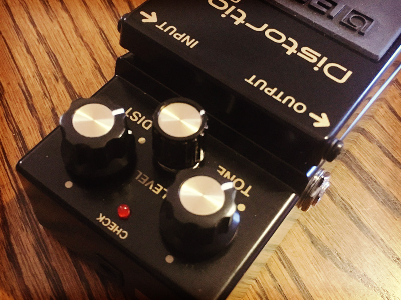 BOSS DS-1-4A 40th Anniversary Modelをレビュー！現行品よりも