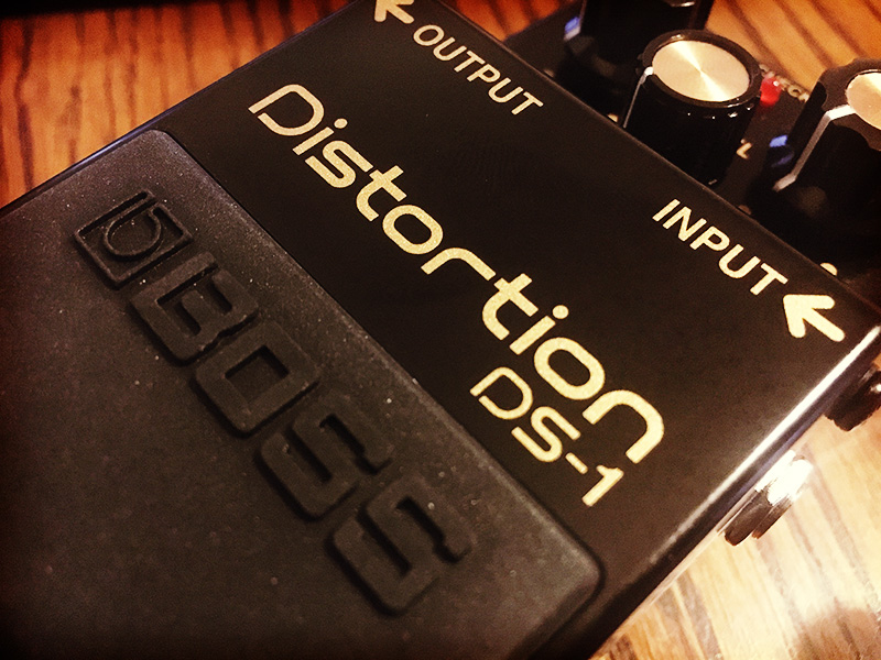 BOSS DS-1-4A 40th Anniversary Modelをレビュー！現行品よりも