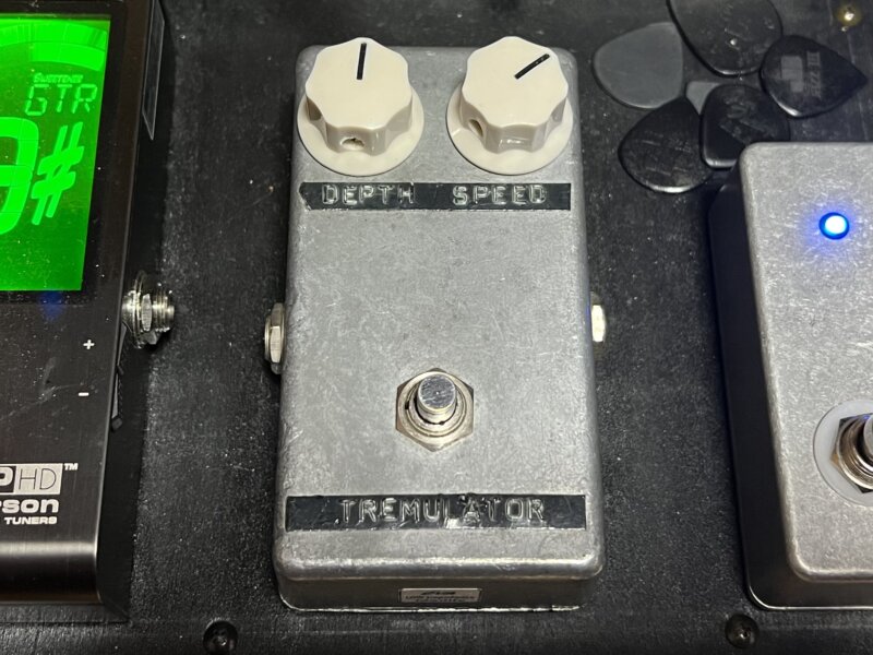 Demeter Tremulatorレビュー！アンプのトレモロサウンドを再現した