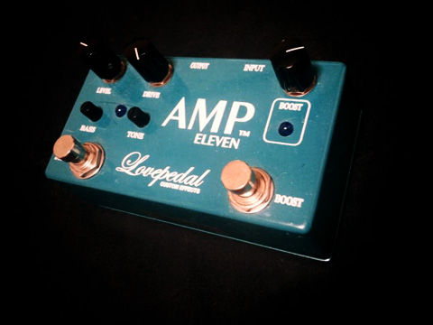 Lovepedal Amp Eleven Gold」をレビュー、他のモデルと比較 | 魔法の箱