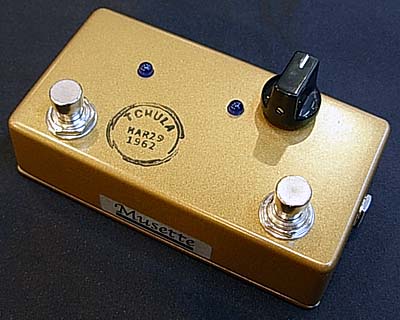 Lovepedal Amp Eleven Gold」をレビュー、他のモデルと比較 | 魔法の箱