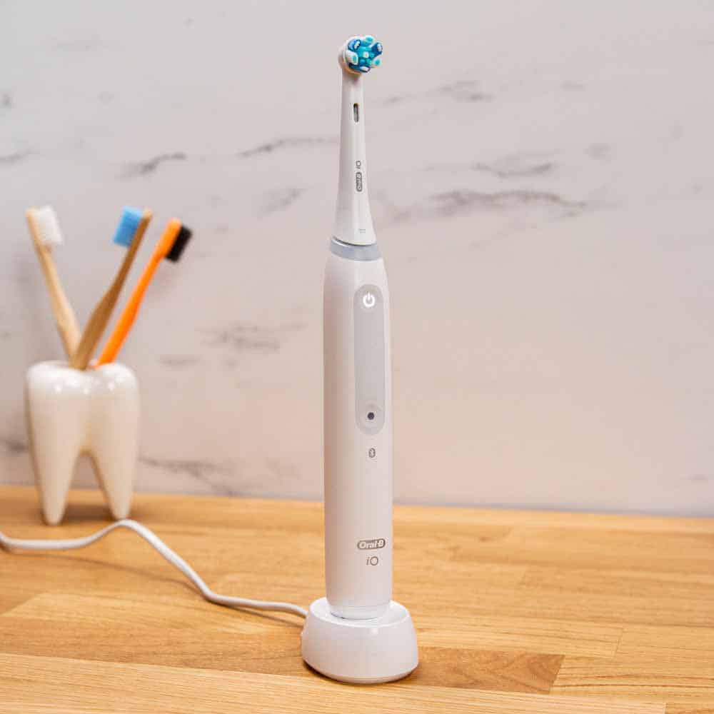 Oral-B iO4 review - Electric Teeth