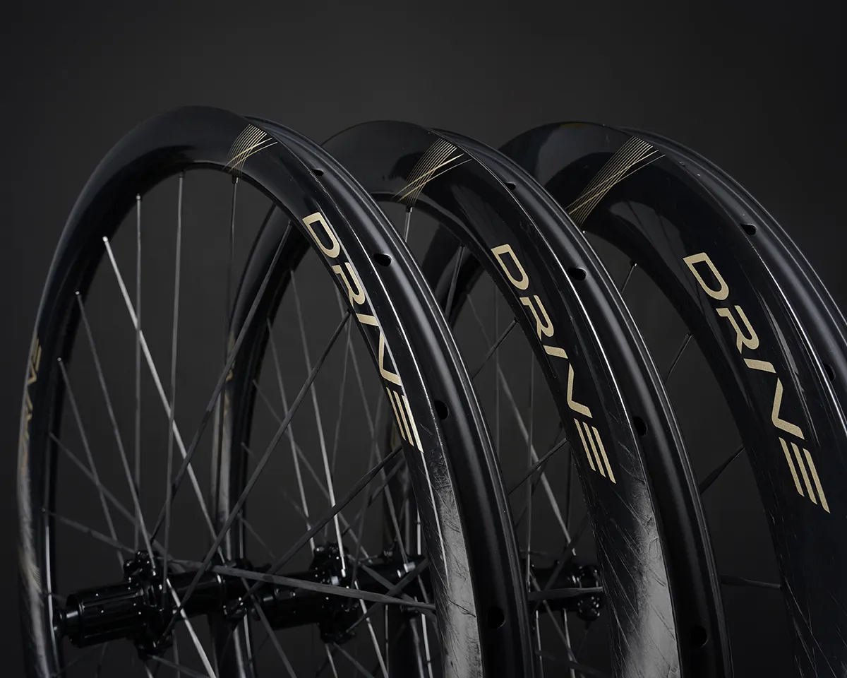 Drive II Mixed Depth road wheelset