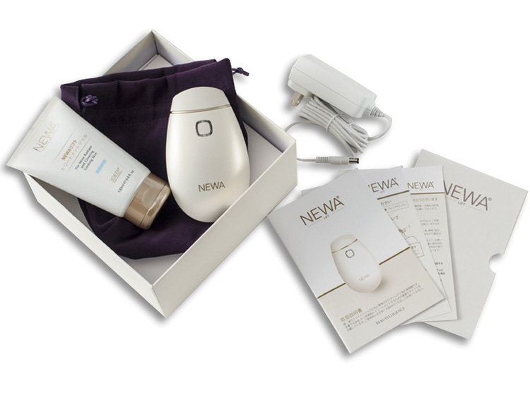 NEWAリフト買取 | 美顔器売るなら実質査定額をお伝えするエステ買取コムへ