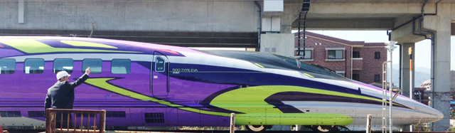 新幹線：エヴァンゲリオン 500 TYPE EVAついにお披露目！来月11月7日
