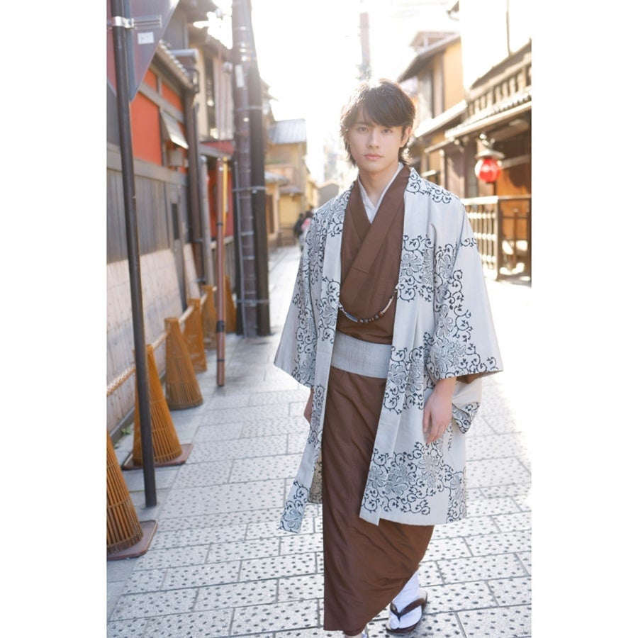 EXILE TRIBE STATION ONLINE STORE｜前田拳太郎 Personal Photobook ｢藍色｣