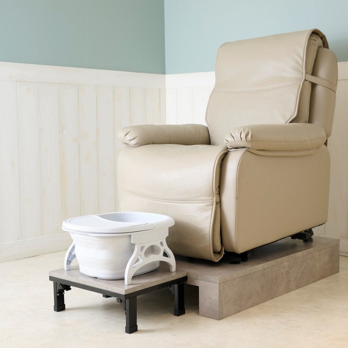 NATURAL Series】リクライニングチェアステージ(木製)モルタル風