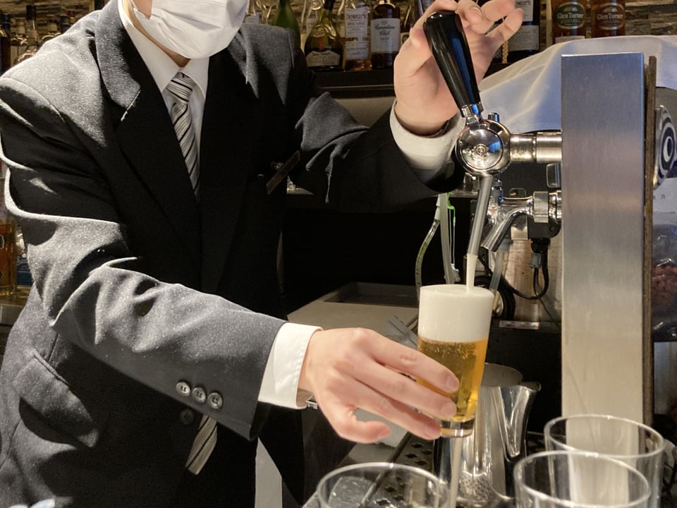 最上級のスーパードライ】特別なビアサーバー“ボールタップ”で注ぐ極上