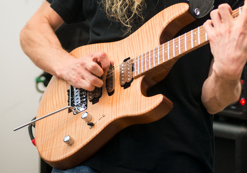 San Dimas Style 1 :: Guthrie Govan Signature HSH Flame Maple